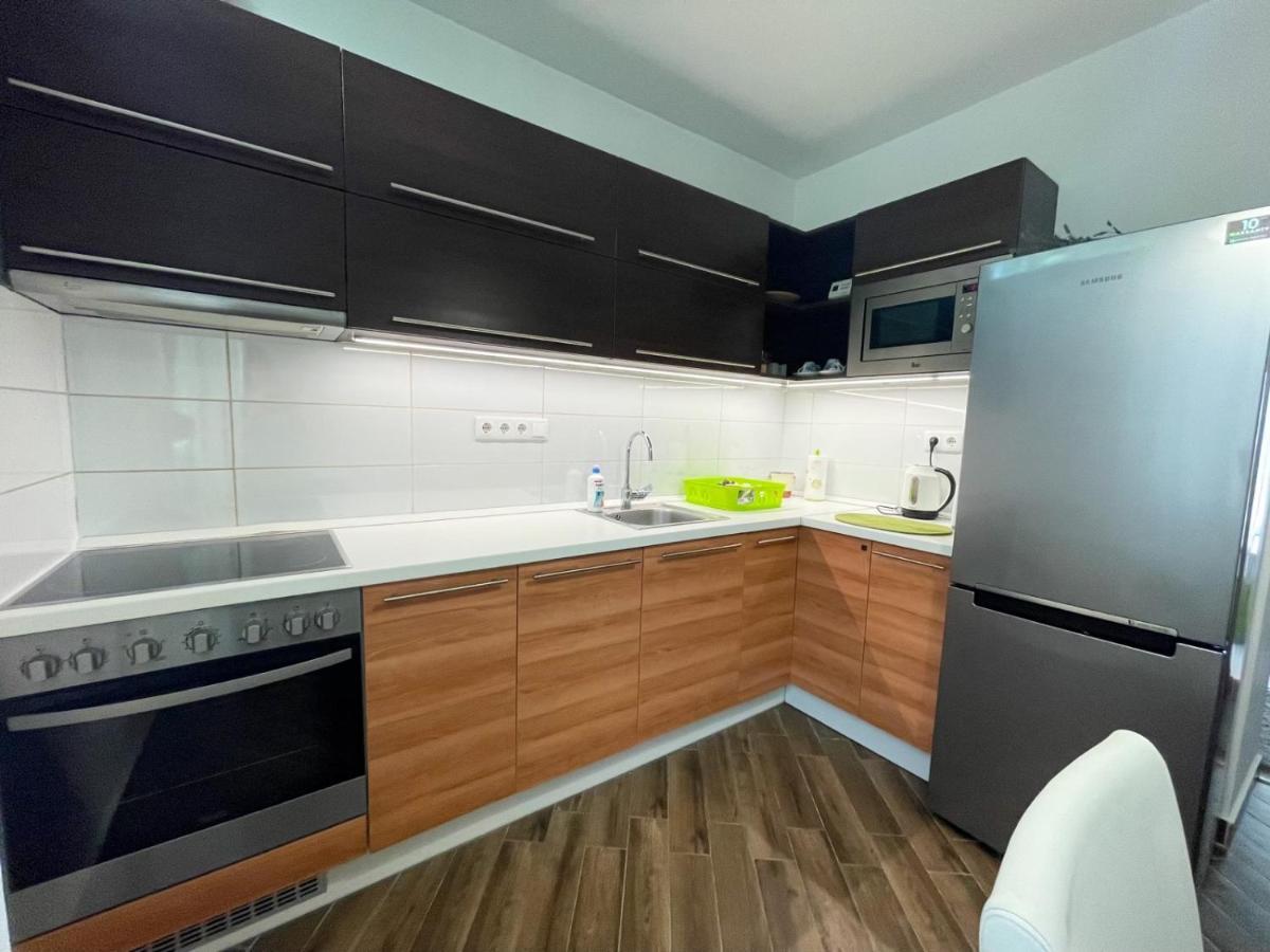 Greatforest Rosehill 1 Apartman Debrecen Eksteriør billede