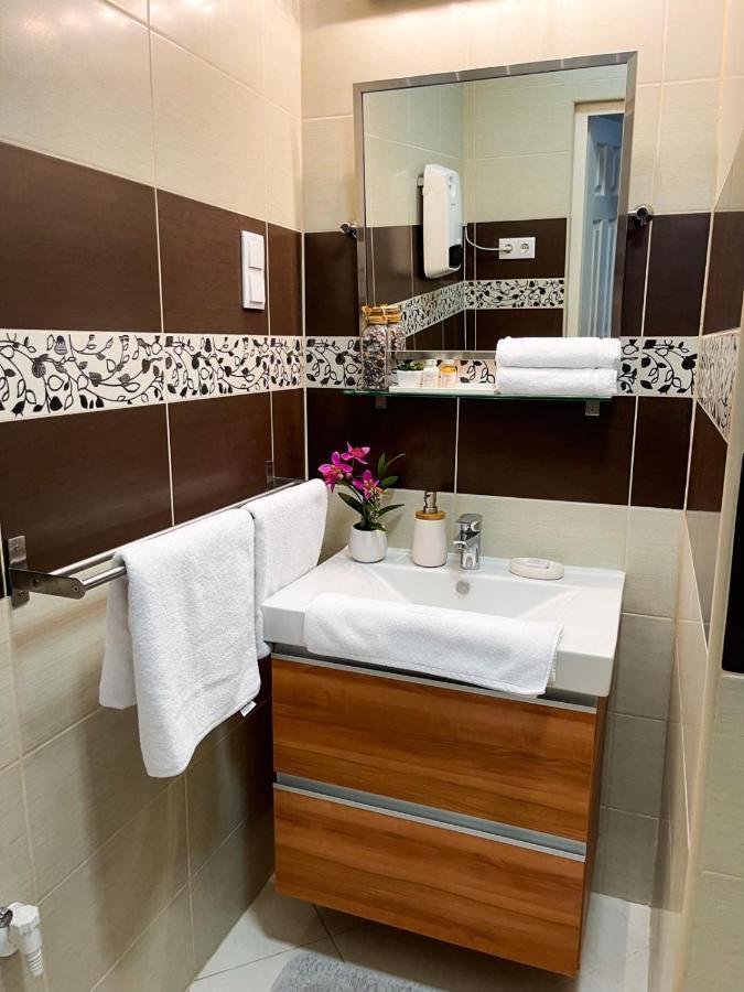 Greatforest Rosehill 1 Apartman Debrecen Eksteriør billede